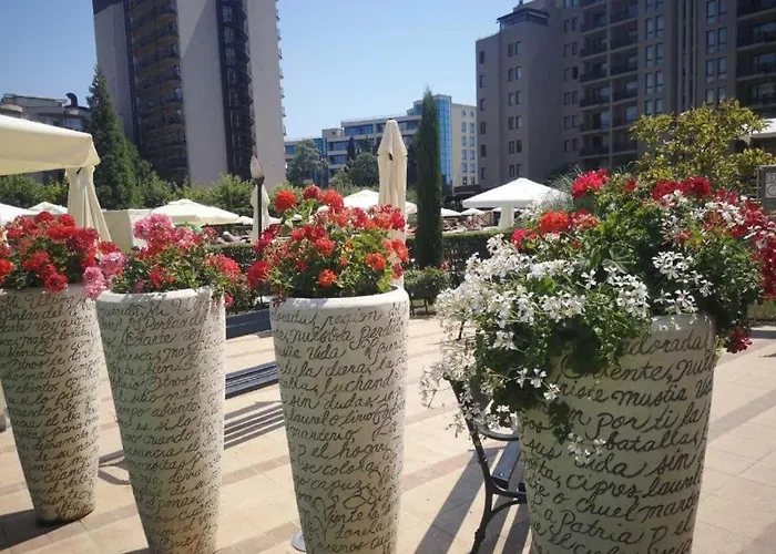 Royal Sea G Apartamento Sunny Beach