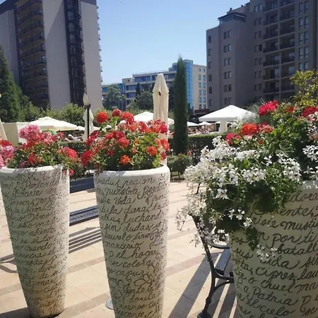 Royal Sea G Apartman Napospart