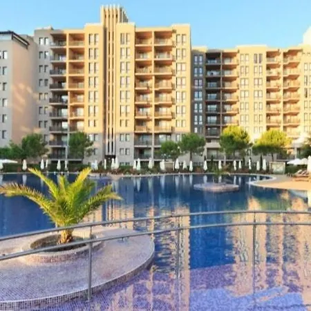 Royal Sea G Apartman